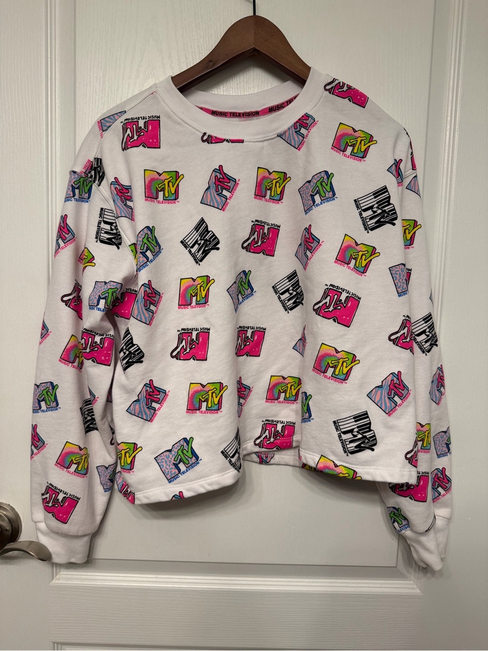 90’s style MTV White Sweatshirt w/Neon Pink, Green & Blue Logo. Unisex XXL